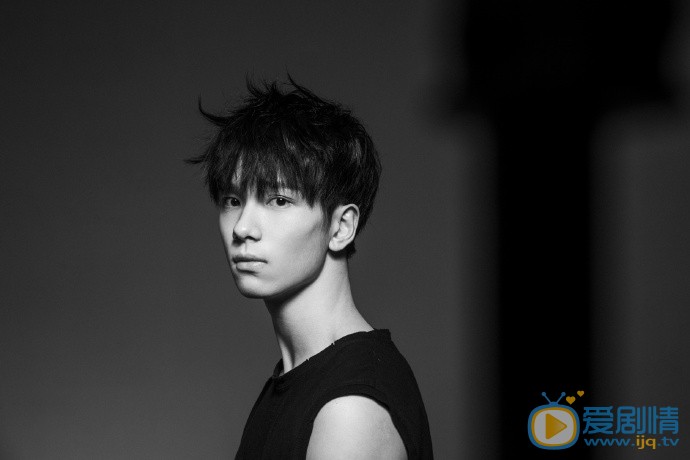 余承恩個人資料簡介 余承恩演藝經歷 余承恩寫真圖片