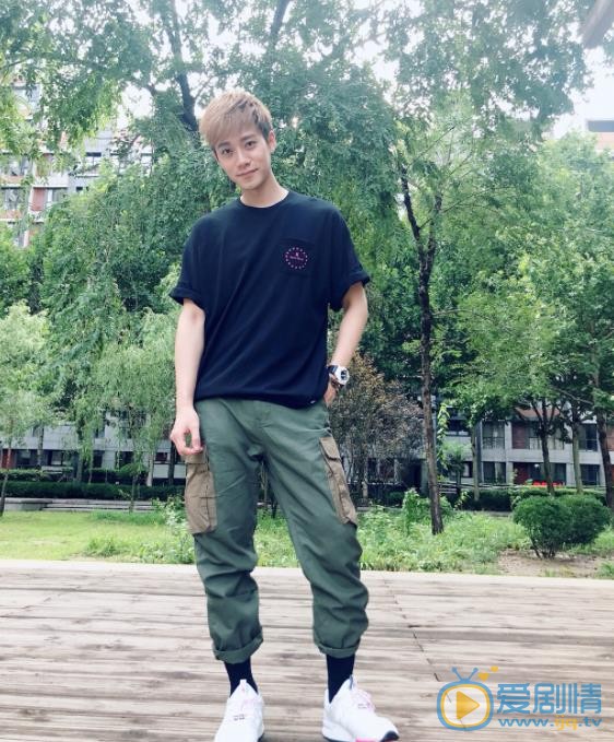 李唯楓個人資料簡介 李唯楓演藝經歷