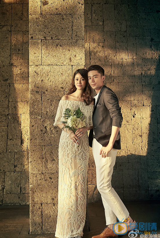 林心如霍建華婚紗照首度曝光 畫風唯美甜蜜虐狗