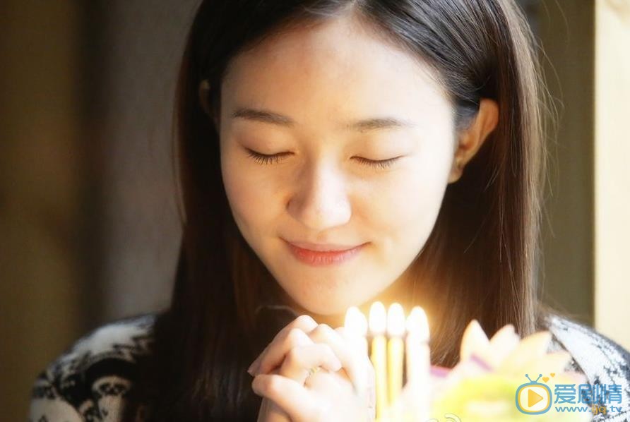 愛情進化論鹿飛師姐是誰飾演的？鹿飛師姐扮演者焦俊艷個人資料、寫真及生活照欣賞