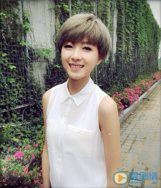 獵場熊青春是誰演的？熊青春扮演者萬茜個人資料及寫真生活照欣賞