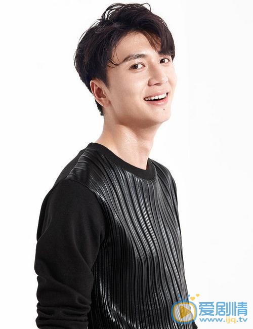 醉玲瓏元灝是誰演的？醉玲瓏元灝扮演者高一清個人資料、寫真及生活照欣賞