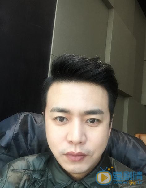 親愛的她們關志強是誰演的？關志強扮演者趙正陽個人資料、寫真及生活照欣賞