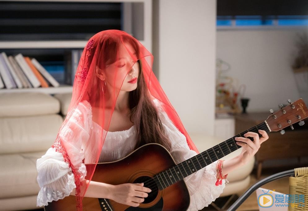 阿爾罕布拉宮的回憶鄭熙珠是誰扮演的?阿爾罕布拉宮的回憶鄭熙珠扮演者朴信惠個人資料、寫真及生活照欣賞