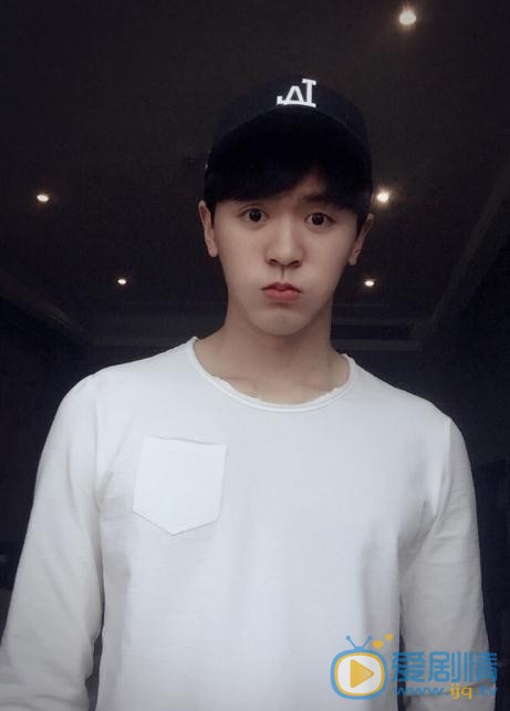 趙旭東個人資料簡介 趙旭東生活照