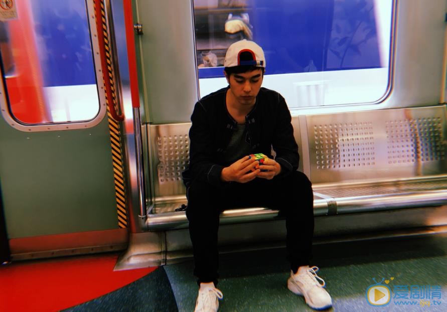 幸福一家人傅曉龍是誰演的？傅曉龍扮演者虞文濤個人資料、寫真及生活照欣賞