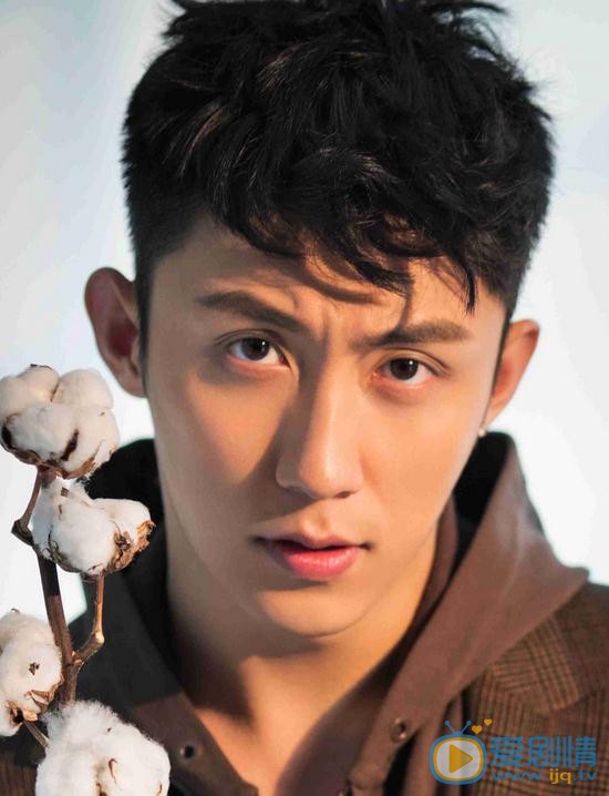 他從火光中走來什麼時間播_他從火光中走來播出時間