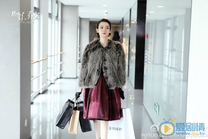 你好喬安女王霸氣登場 戚薇產後復出大秀火辣身材