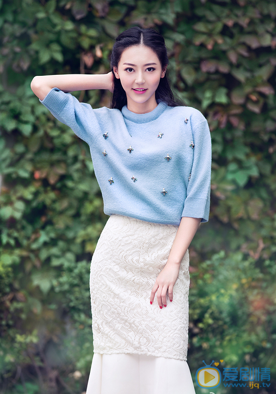 三生三世十里桃花素錦是誰演的？素錦扮演者黃夢瑩個人資料簡介