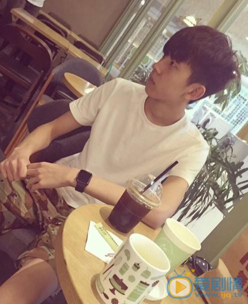 我才不會被女孩子欺負呢舒哲是誰演的？舒哲扮演者楊景誠個人資料、寫真及生活照欣賞