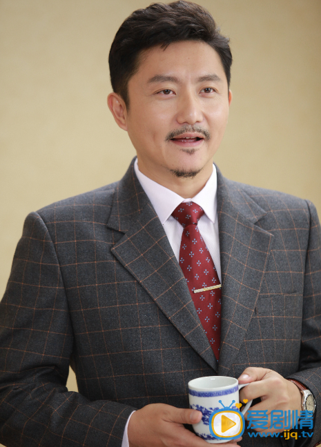 “百事通”馮雷“紅二代”塗松岩加盟助陣 一馬換三羊