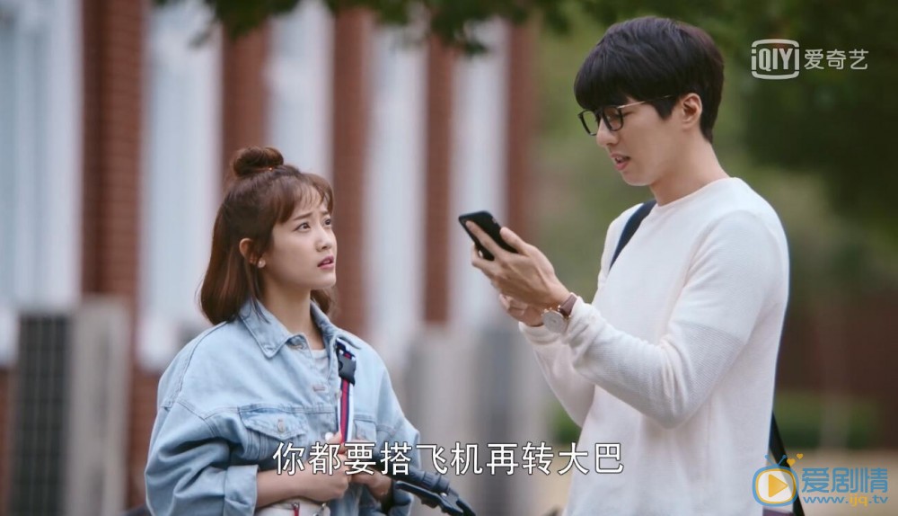 我的莫格利男孩儲時喜歡誰？最後和誰在一起？