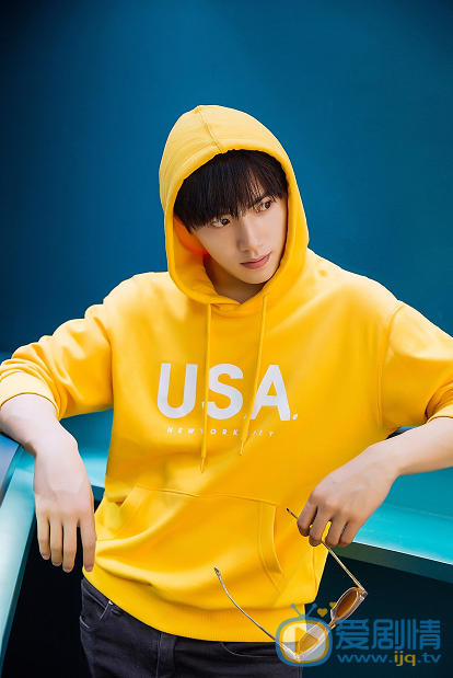 浪花一朵朵祁睿峰是誰演的？祁睿峰扮演者黃聖池個人資料及生活照欣賞