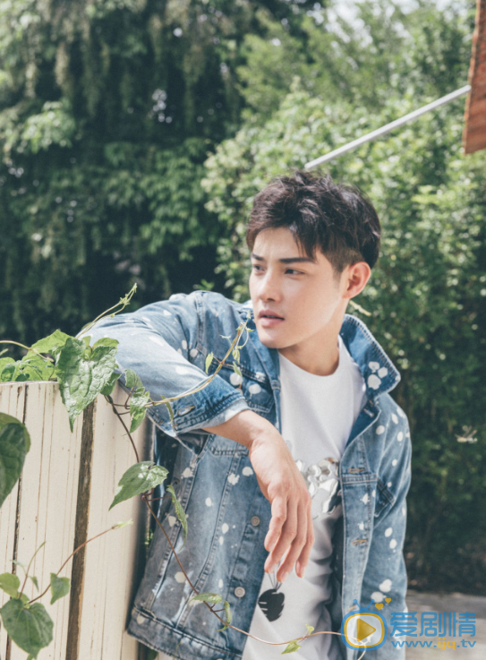 寇家瑞個人資料簡介 寇家瑞感情生活  寇家瑞帥氣寫真圖片