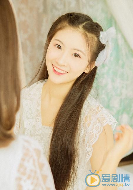 王若溪個人資料簡介 王若溪寫真