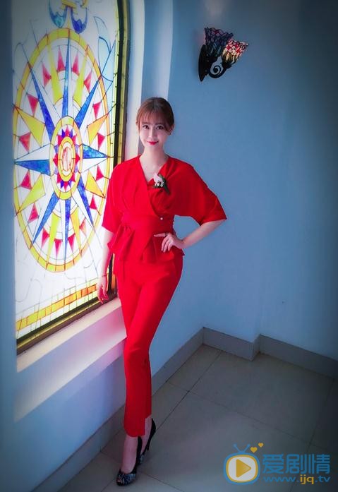 警察鍋哥蔣迪佳是誰扮演的？警察鍋哥蔣迪佳扮演者蒲星宇個人資料、寫真及生活照欣賞