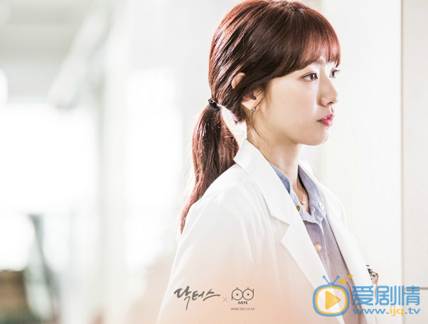 doctors第11集劇情介紹 劉惠靜情敵登場 惠靜向洪智弘表達愛意