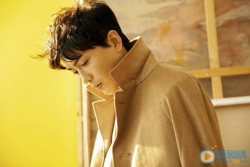 錦衣之下丐叔是由誰飾演的？他是什麼人？