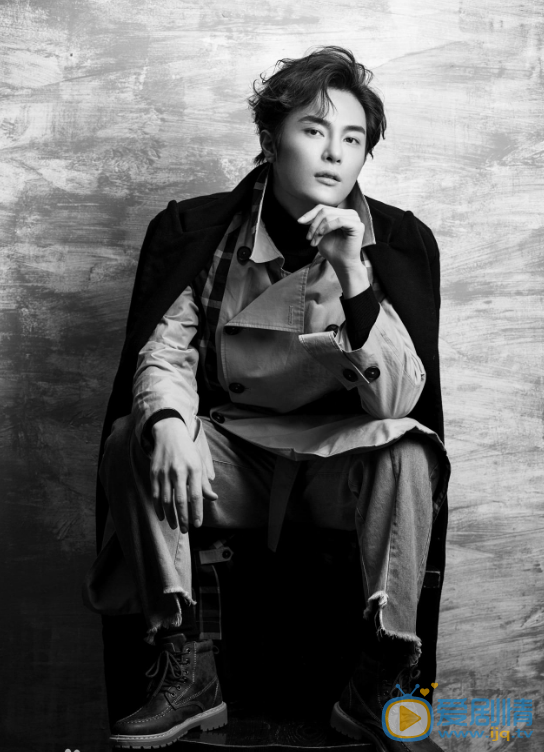 炘燦個人資料簡介 炘燦演藝經歷 炘燦帥氣寫真圖片