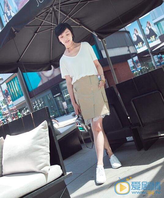 將軍在上趙太妃是誰演的?趙太妃扮演者張瑤個人資料及生活寫真照欣賞