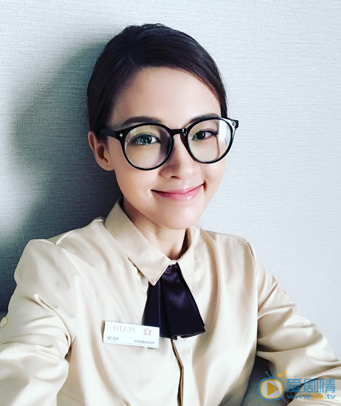  我的前半生薇薇安是誰演的？薇薇安扮演者鄭羅茜個人資料及寫真生活照欣賞