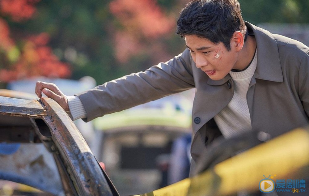 赤月青日劇情介紹 赤月青日劇照