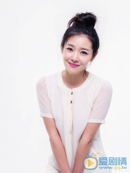 我的體育老師田野是誰演的？田野扮演者王維維個人資料、寫真及生活照欣賞