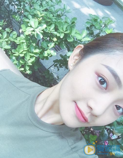 半妖傾城東哥是誰扮演的？東哥扮演者吳佳怡個人資料、寫真及生活照欣賞