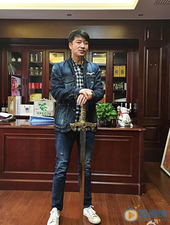  我的前半生羅平是誰演的？羅平扮演者張衣個人資料寫真生活照欣賞