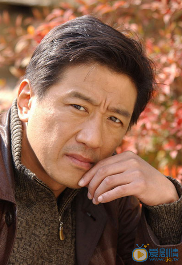  歡樂頌2安迪的父親魏國強是誰演的？魏國強扮演者丁勇岱個人資料簡介