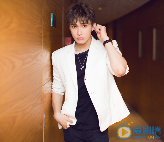 上古情歌今晚開播 黃曉明力捧新人林世傑