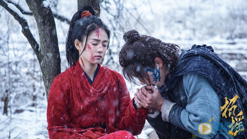 招搖厲塵瀾與墨青是同一個人嗎？厲塵瀾什麼時候發現招搖?