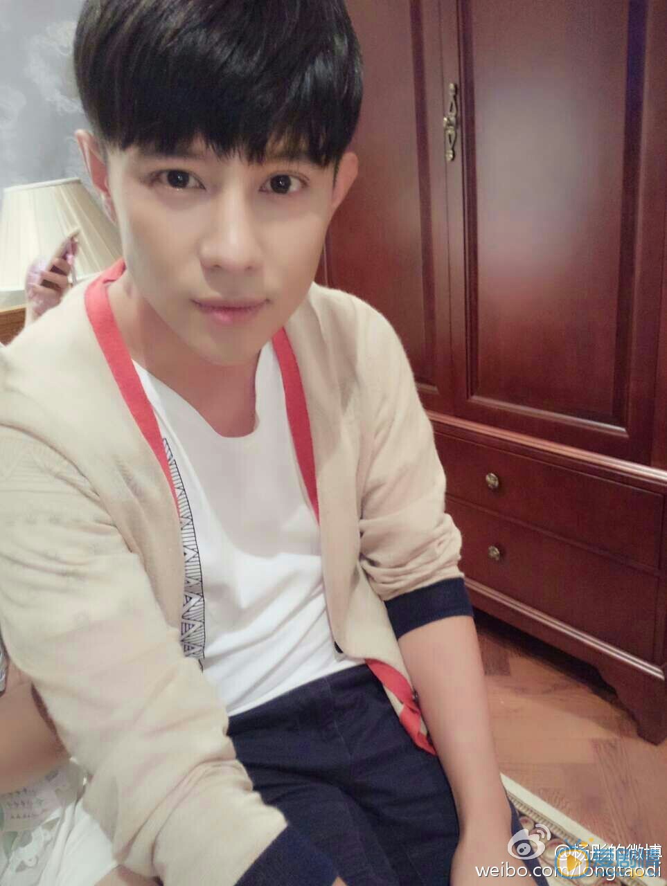 職場是個技術活張遠扮演者楊彤寫真生活照