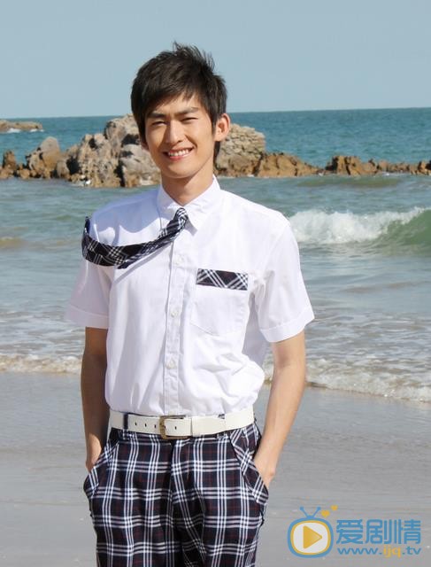 張翰是富二代嗎？張翰家庭背景怎樣？張翰家庭背景揭秘及出道之前經歷