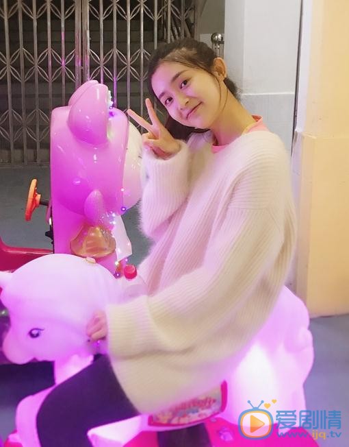 郭小煒個人資料簡介 郭小煒生活照