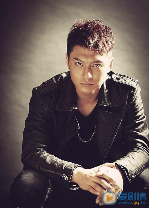  秋收起義毛澤東是誰演的？毛澤東扮演者侯京健個人資料及寫真生活照欣賞