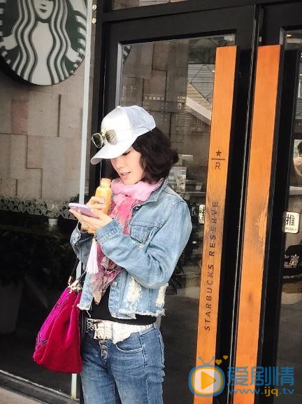 繭鎮奇緣二太太是誰演的？繭鎮奇緣二太太扮演者曹艷艷個人資料、寫真及生活照欣賞