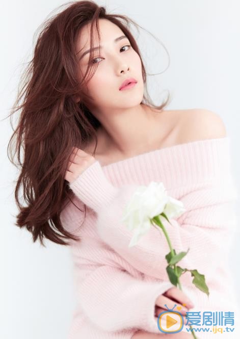 火王之破曉之戰裴珞傾是誰演的？裴珞傾扮演者柏安個人資料、寫真及生活照欣賞