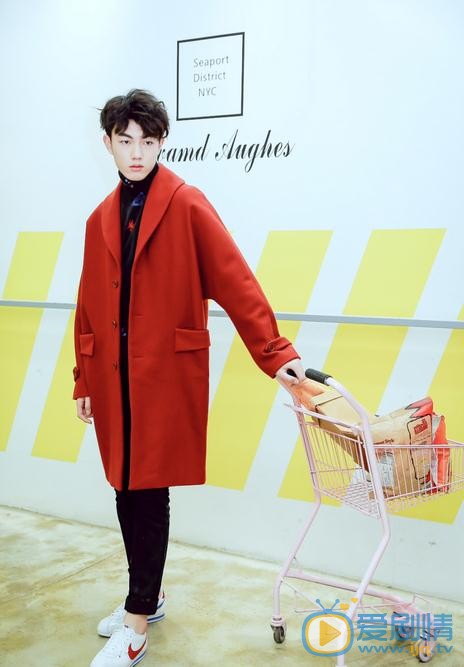 我才不會被女孩子欺負呢沈少宜是誰演的？沈少宜扮演者王咨越個人資料、寫真及生活照欣賞