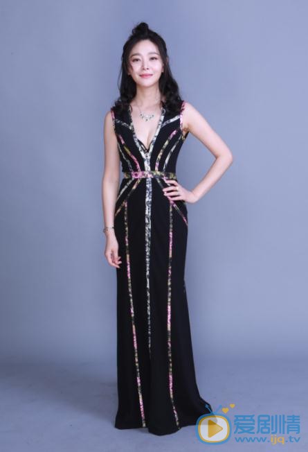 我的體育老師田野是誰演的？田野扮演者王維維個人資料、寫真及生活照欣賞