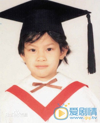 徐子珊個人資料簡介 徐子珊家庭背景資料 徐州市童年照片