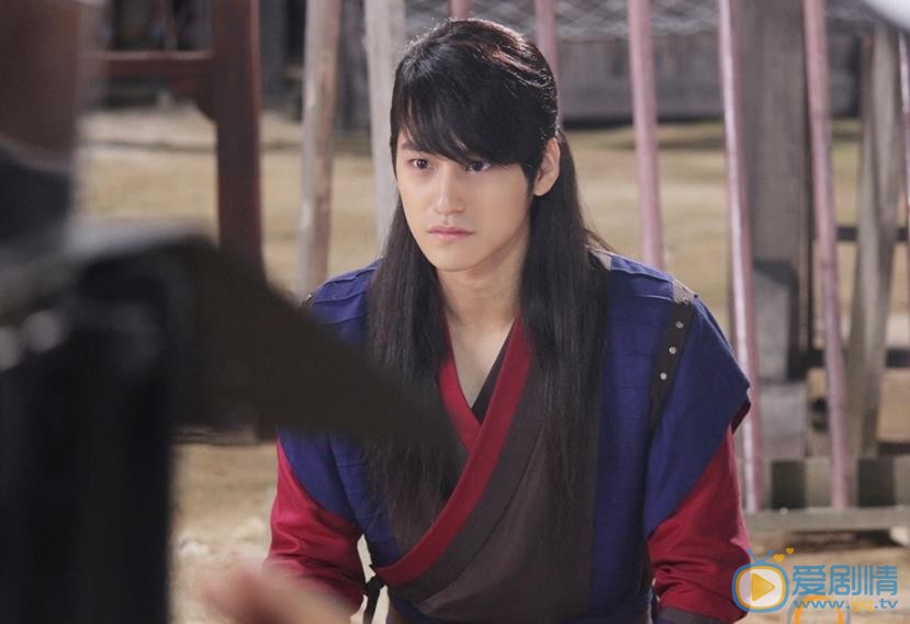 金範個人資料簡介 金範帥氣古裝照