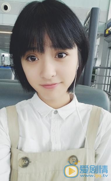 致我們單純的小美好陳小希是誰演的？陳小希扮演者沈月個人資料、寫真及生活照欣賞