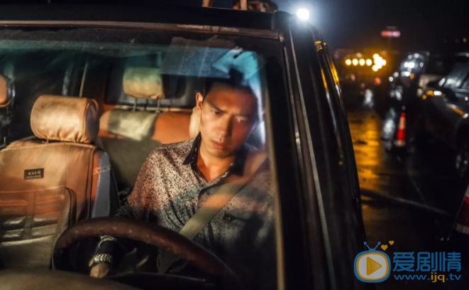 抵達之謎劇情介紹 抵達之謎劇照