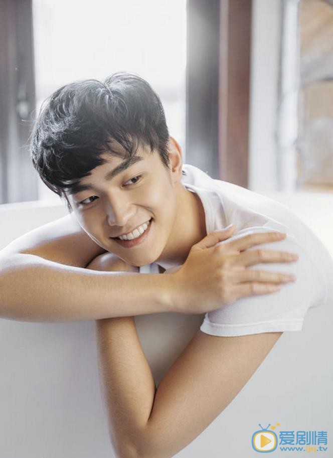 游泳先生藍天是誰扮演的？藍天扮演者嚴禹豪個人資料、寫真及生活照欣賞