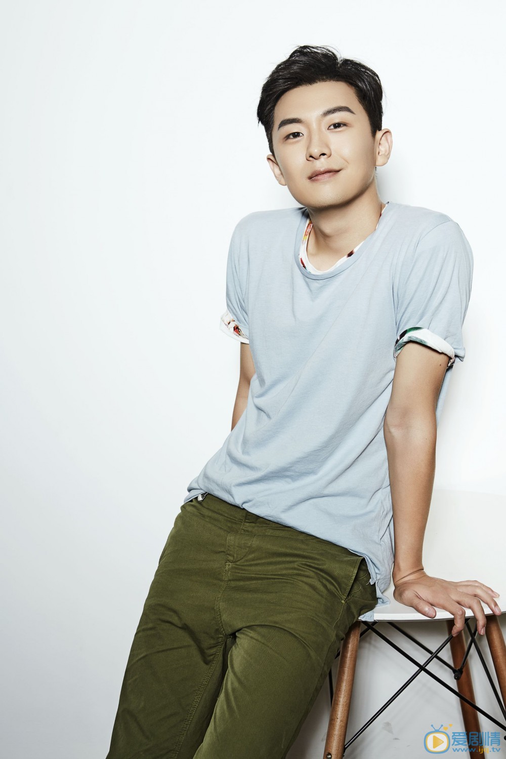 買政堯個人資料簡介 買政堯演藝經歷 買政堯寫真圖片