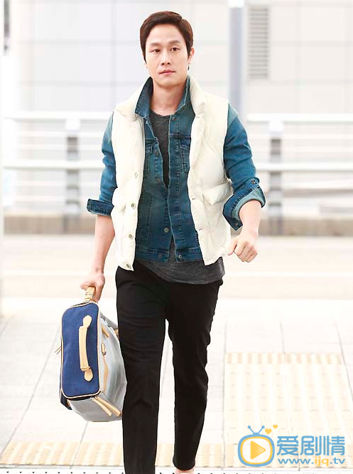 鄭宇演藝經歷   生活照