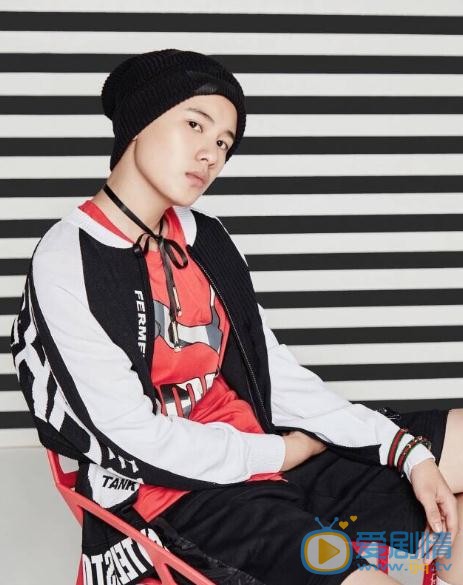 我的體育老師路寬是誰演的？路寬扮演者胡先煦個人資料、寫真及生活照欣賞