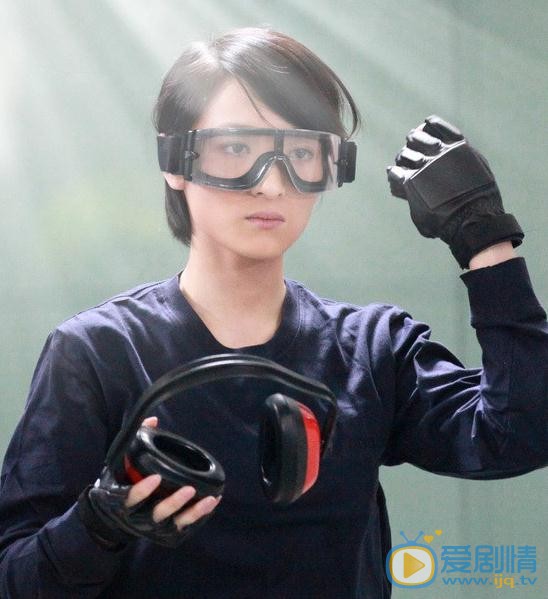 王雯雯個人資料簡介 王雯雯射擊照