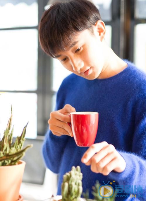 凡人的品格展昭是誰演的？凡人的品格展昭扮演者梁振倫個人資料、寫真及生活照欣賞